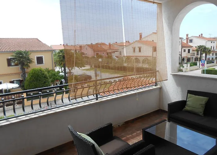 아파트 Petric 로비니